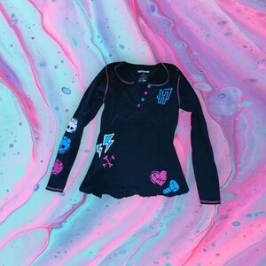 Monster High juniors size large (11-13) long sleeve shirt.